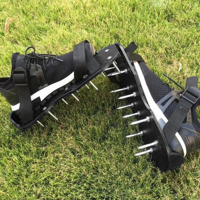 Lawn Aerator Shoes Aerator Spiked Sandals with Adjustable Strap Grass Spiked Shoes Anti-Slip for Aerating Lawn Soil